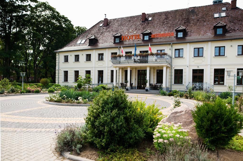 Hotel Swietoborzec Łobez Exterior foto